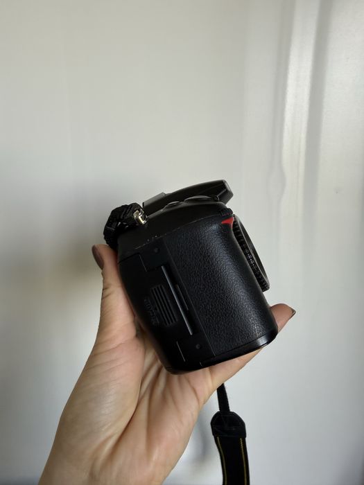 Nikon d 7000 18-105 vr Kit 60 000 пробіг