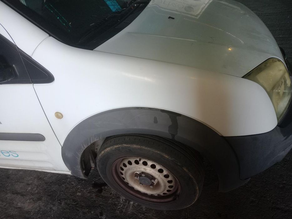 Guarda-Lamas Frente Direito Ford Transit Connect Tc7