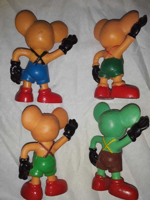 Миккі Маус початок 1980х виготовлено у  ГДР