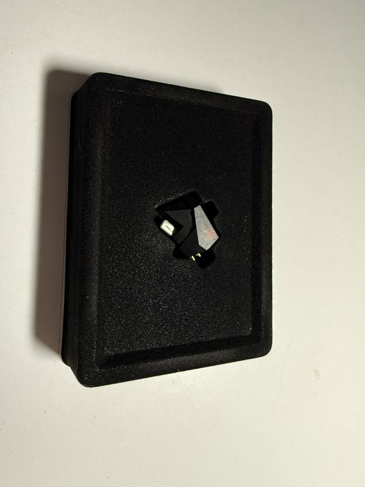 Ortofon 2M Red — головка звукоснимателя (без иглы)