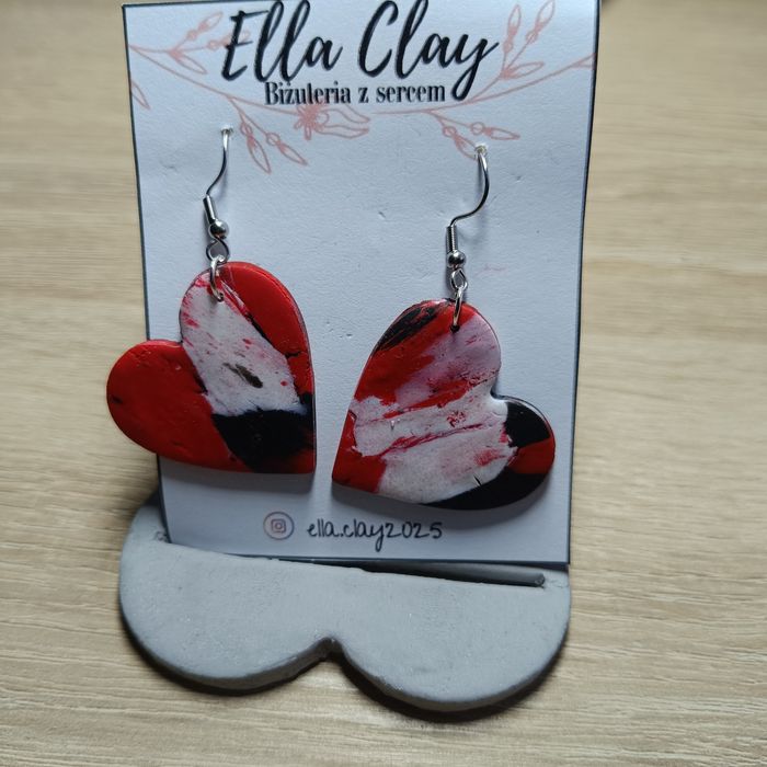 Handmade kolczyki wiszące bigle srebrne stal chirurgiczna serce czarne