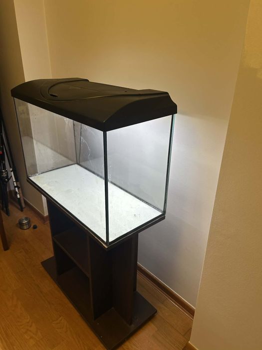 Akwarium 140 L  80*50*35 plus wyposazenie
