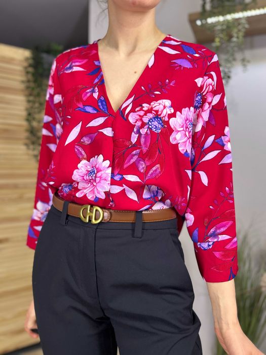 Czerwona damska zakładana bluzka w kwiatki Marks & Spencer