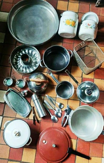 Посуд чайник турка форма сковорідка чавун чугун казан пательня садж