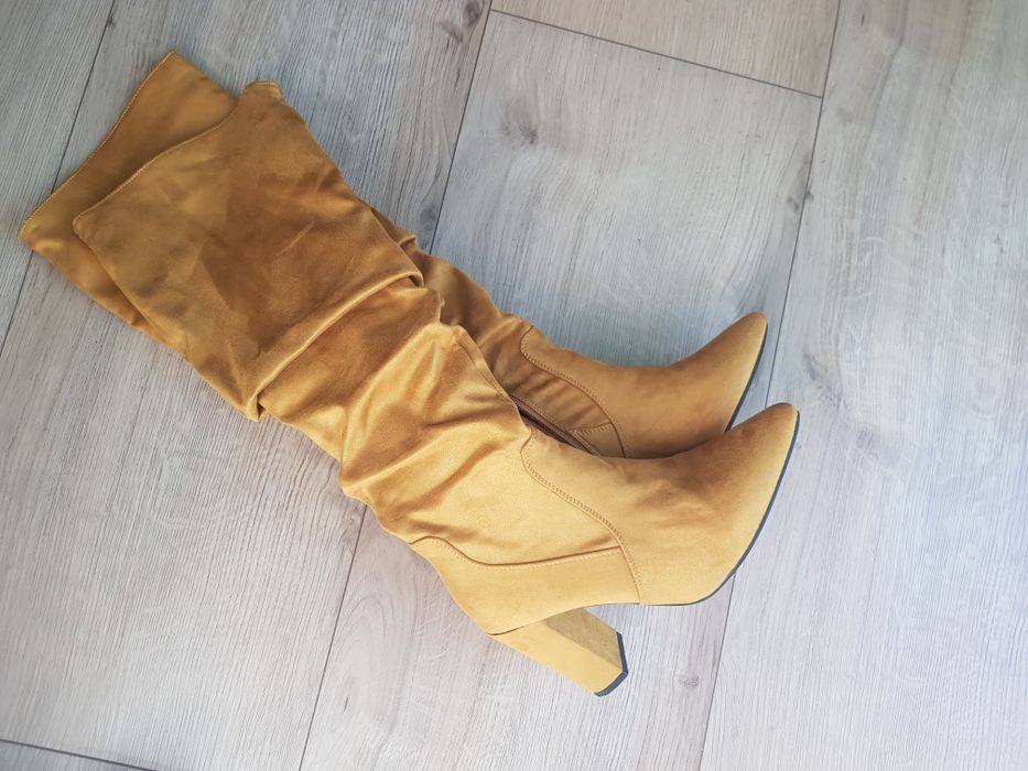 Kozaki damskie marki hiszpanskiej marki HF Shoes rozmia 40