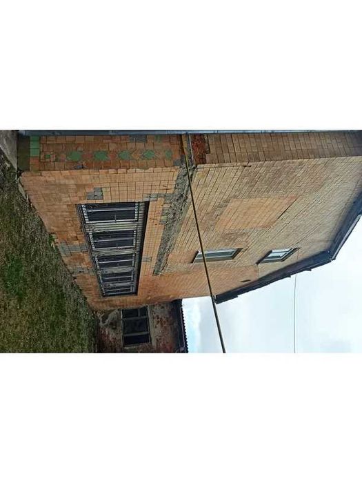 Двоповерхова будівля, 561,5 кв. м, Борщів, вул. Січових Стрільців, 11