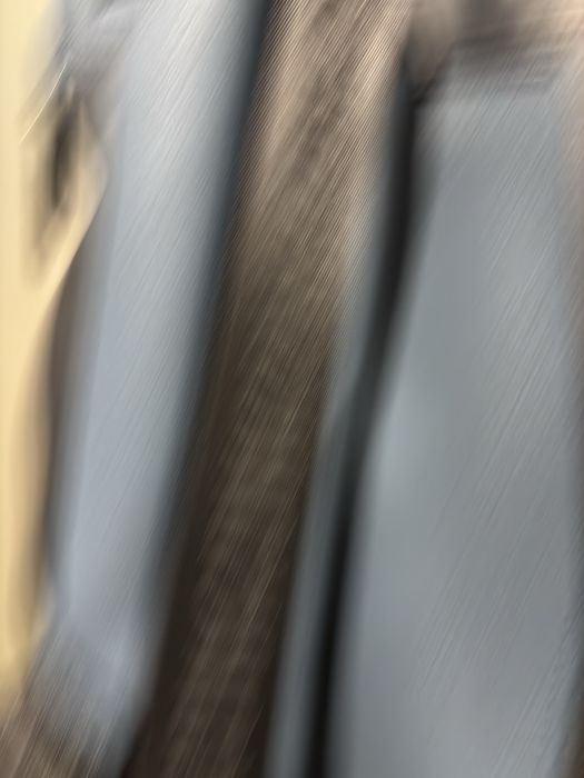 Mochila em pele, praticamente nova.