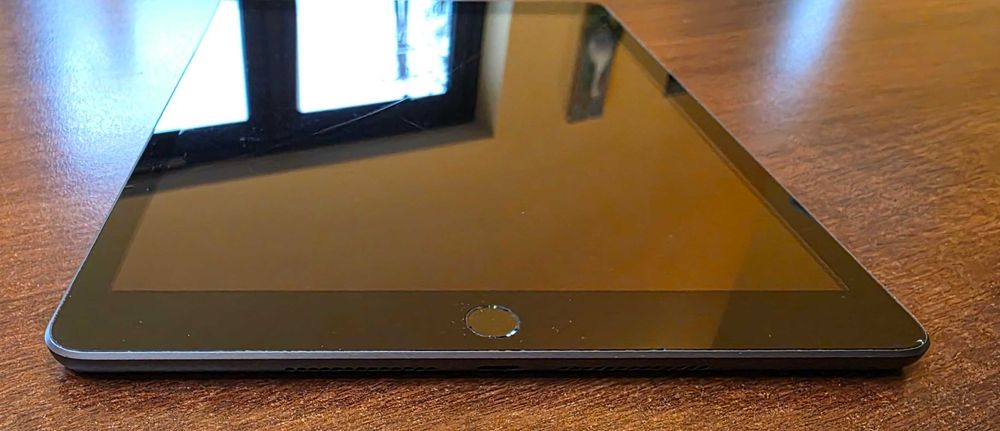 Tablet Apple Ipad 7 generacji A2198 10,2", LTE Cellular