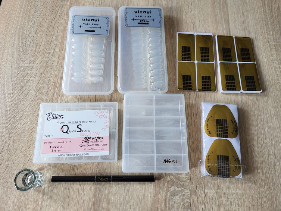 Formy/tipsy do paznokci