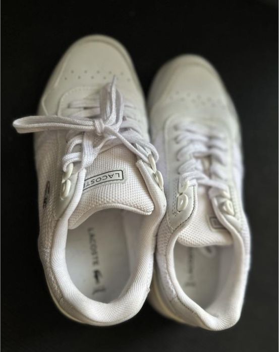 Продаю кросівки Lacoste оригінал