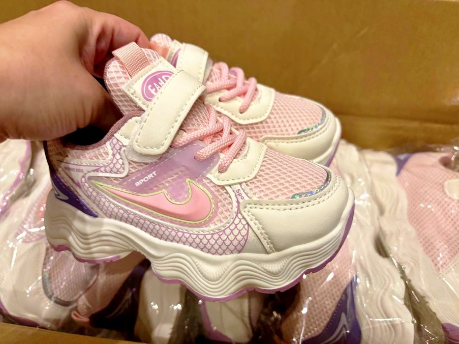 Кросівки рожеві для дівчинки на весну 26-31  кроссовки для девочки .