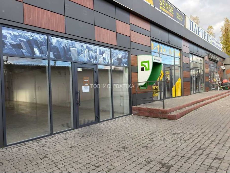 Оренда торгівельного приміщення в локації з високим трафіком. 120м2