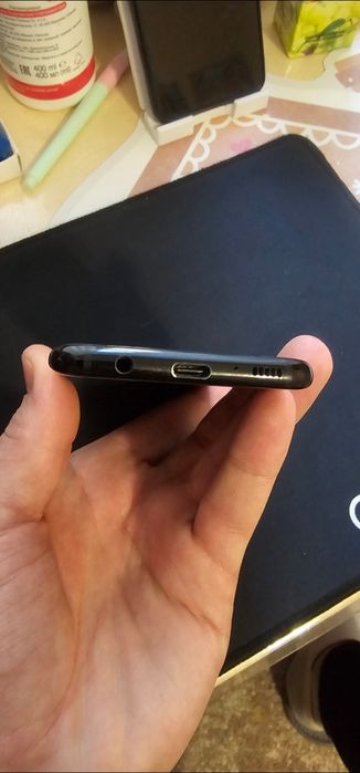 Samsung S8 4/64 в хорошому стані