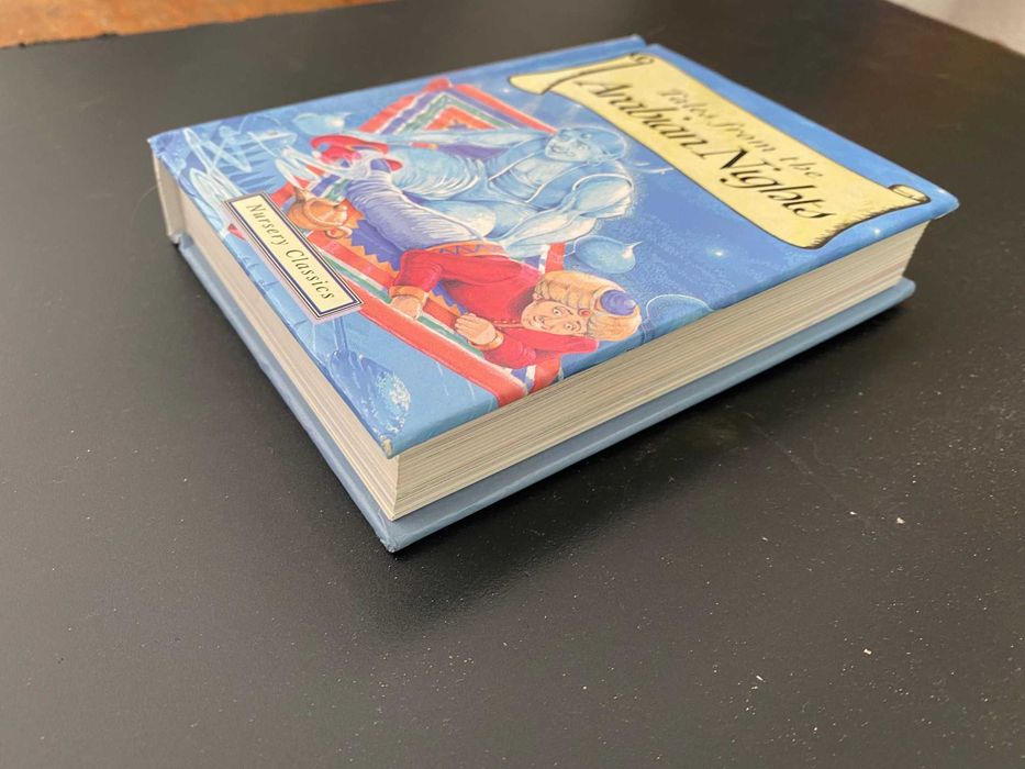 Tales from the arabian nights, pequeno livro em ingles capa dura
