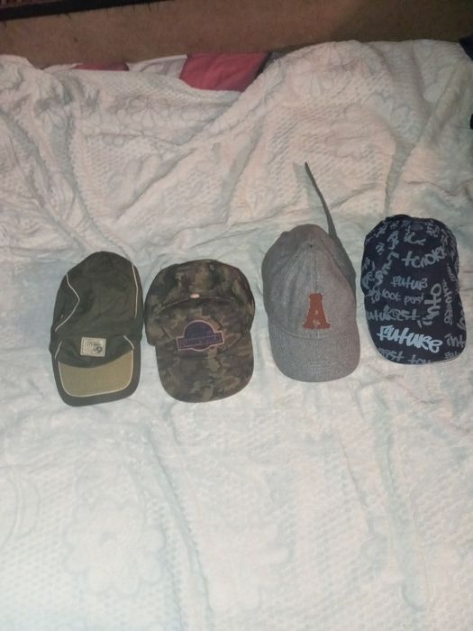 Детские вещи на 8-10 лет кепки куртка с