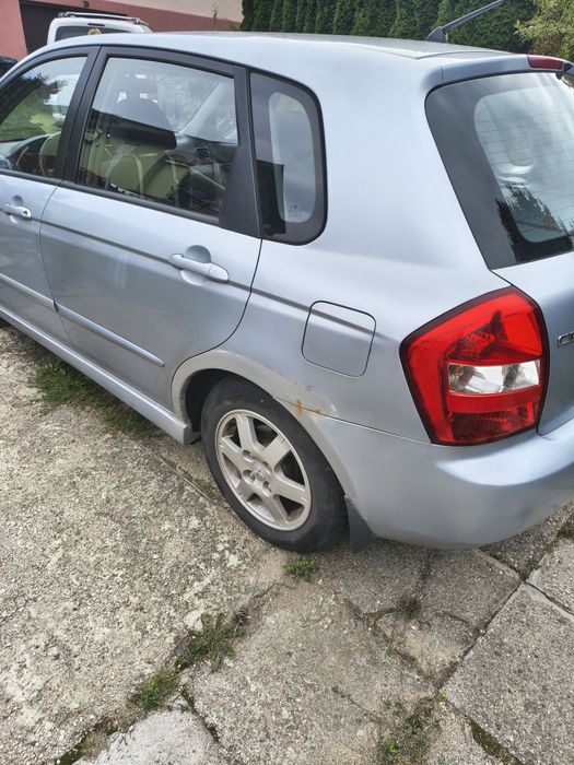 Kia Cerato przegląd i OC do lipca 2027