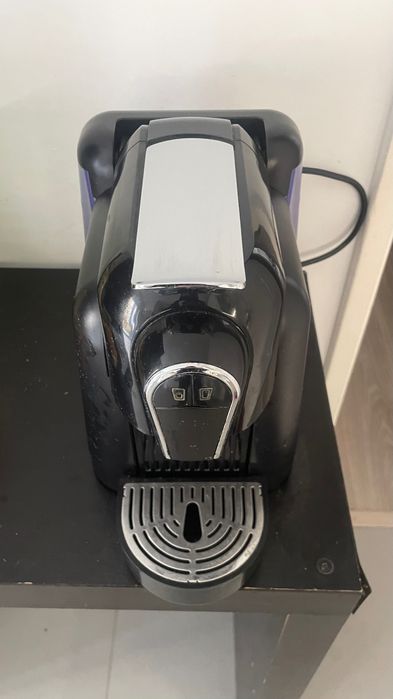 Máquina de café Delta Qool funciona