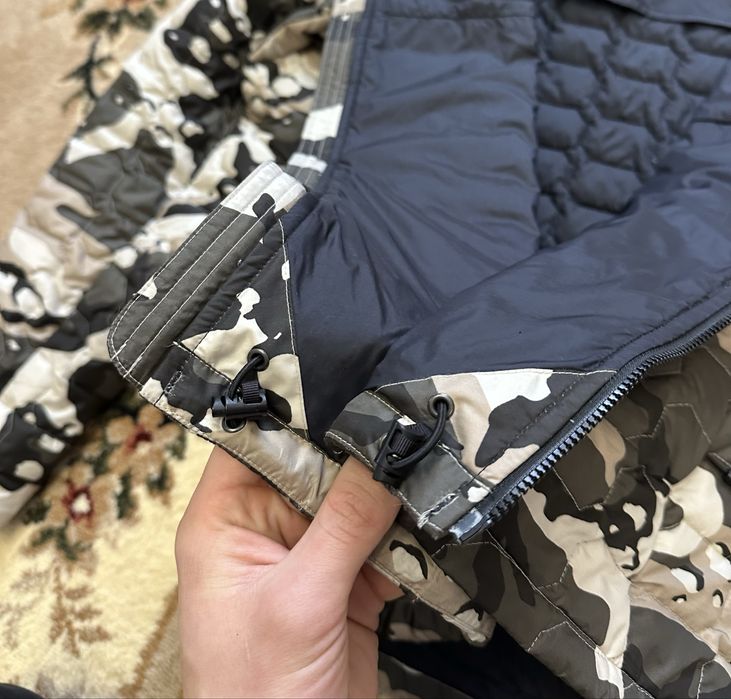 The north face  лекгий пуховик multicam