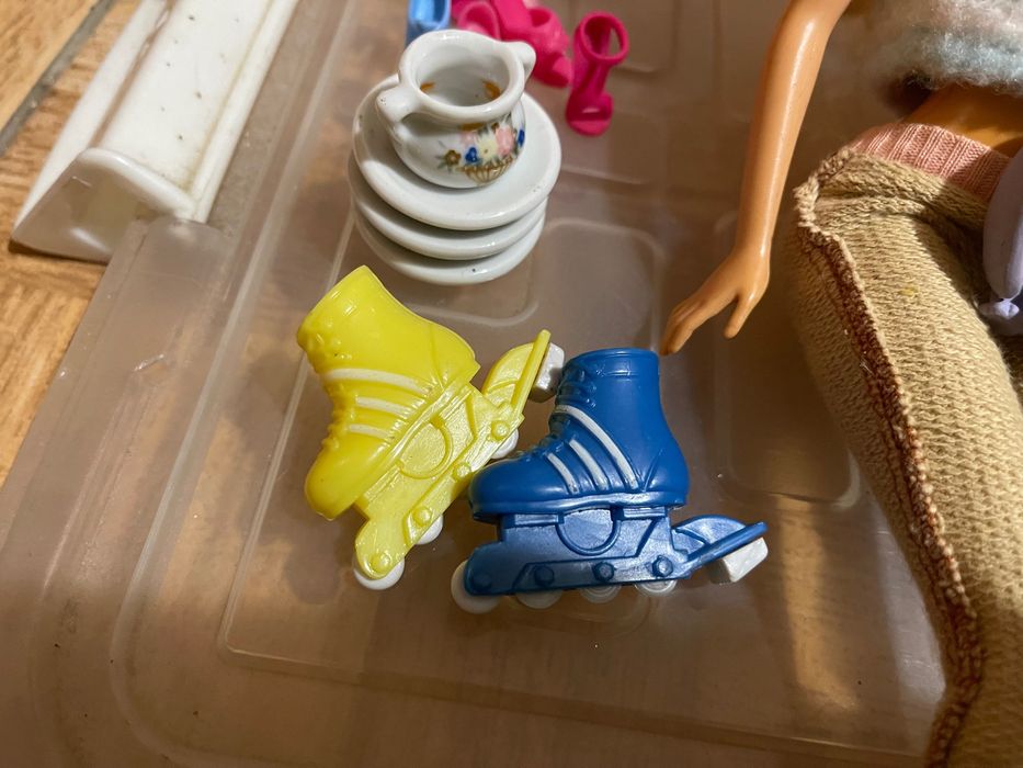 Barbies em bom estado