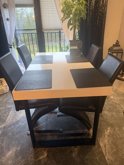 Krzesla eko skóra solidne