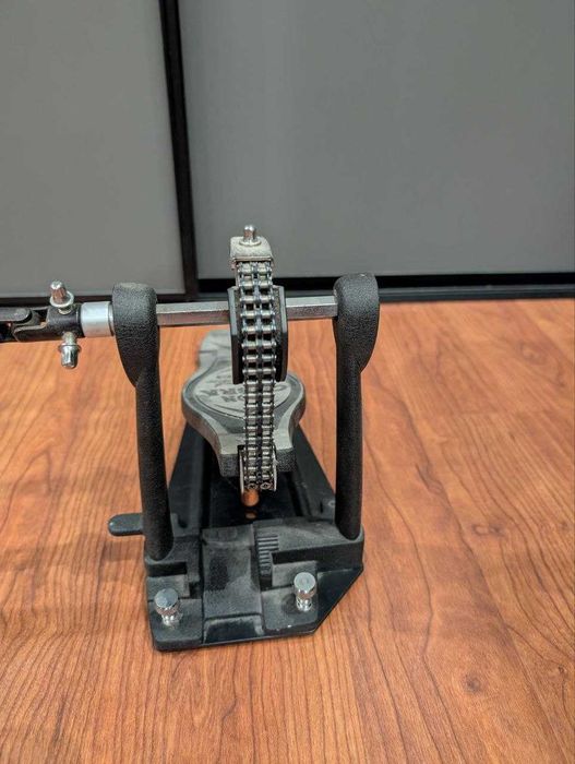 Tama Iron Cobra 600