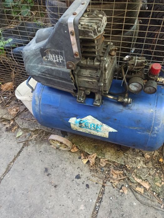 Продам воздушный компрессор 24 л