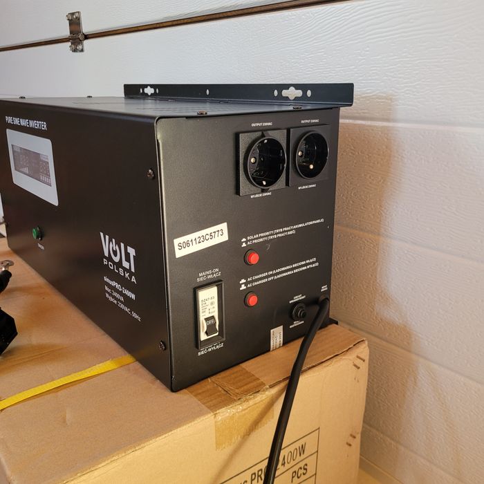 Джерело безперебійного живлення VOLT Polska sinus PRO-2400W +AGM 100ah