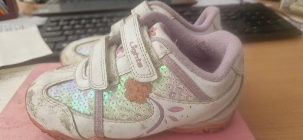 Clarks świecące adidaski rozmiar 7