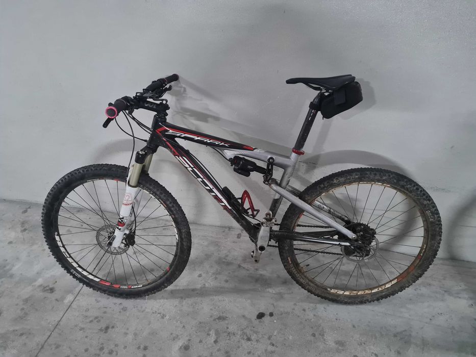 Bicicletas btt niner e Scott