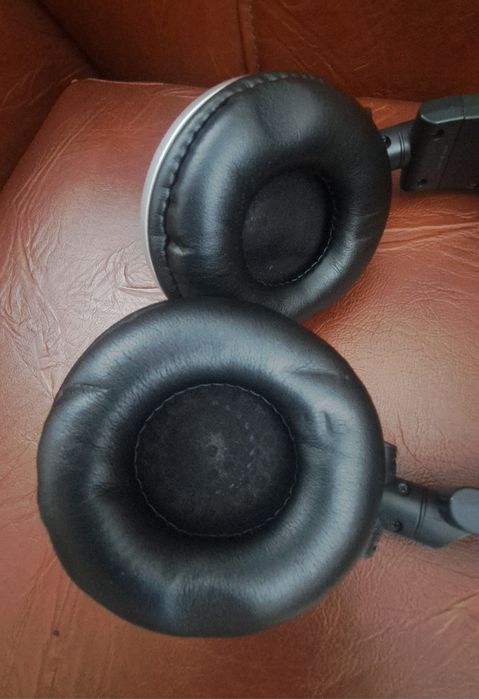 Headphones AudioTechnica ATH-Pro700MK2