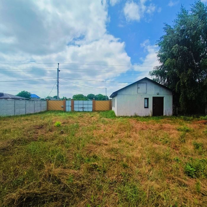 Продам участок в начале Обуховки