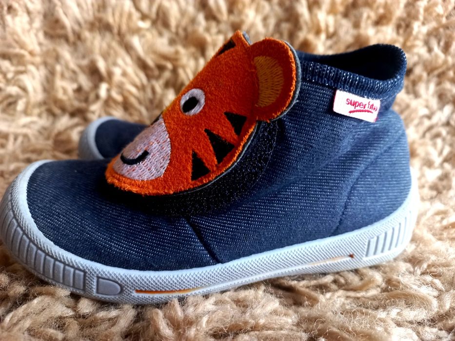 Тапки,тапочки, макасини