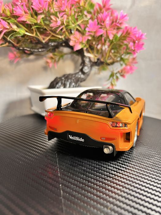 Модель 1:24 у стилі Mazda Rx-7 VeilSaide