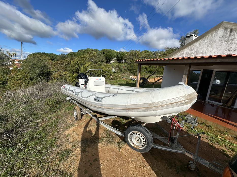 Semirigido Valiant 520/Suzuki 60/Atrelado