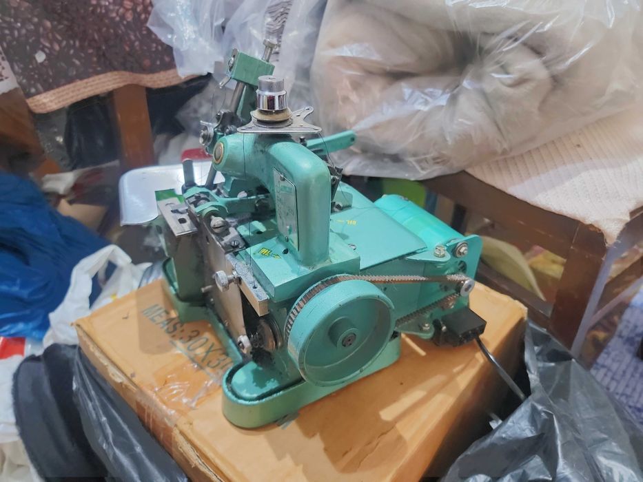 Продам Оверлок GN1-2D