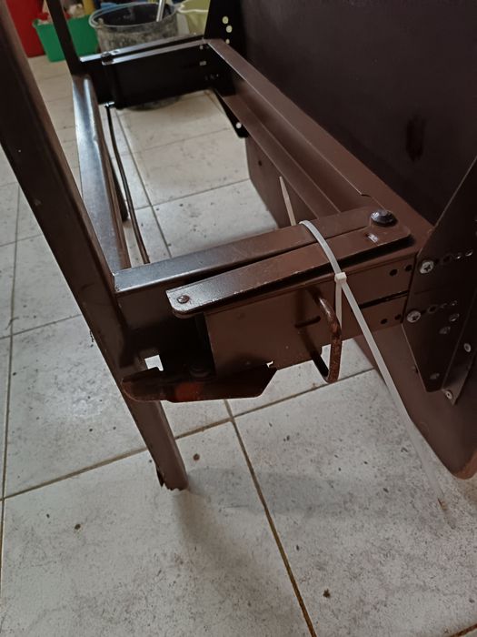 Mesa dobrável de autocaravana