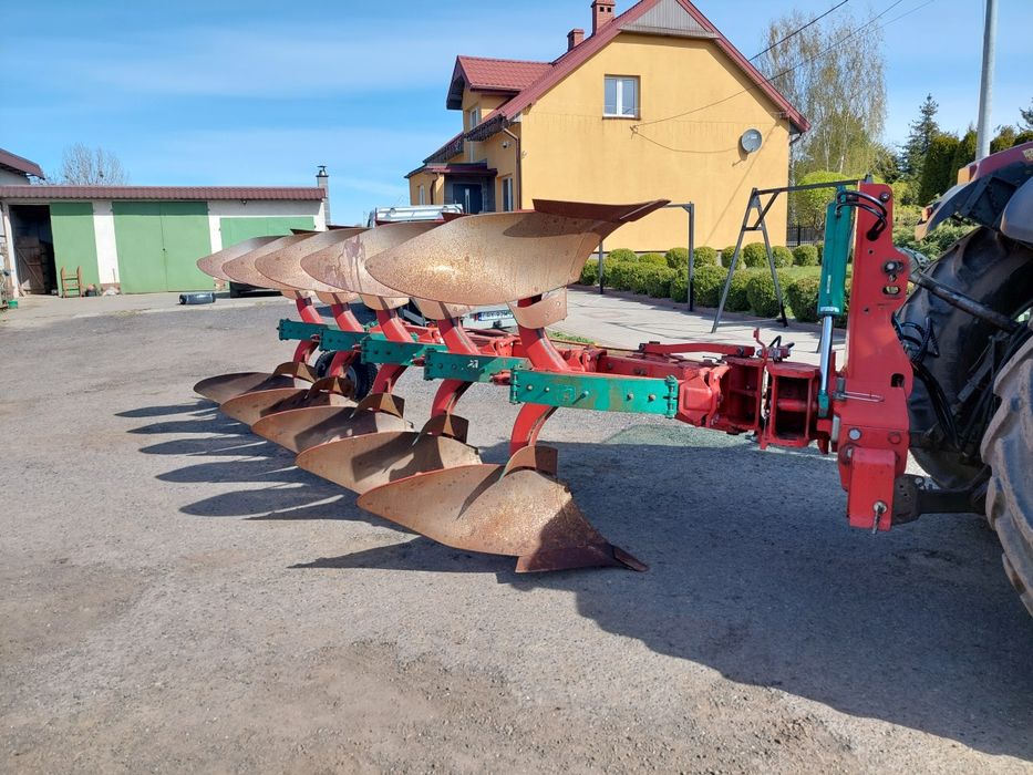 Pług kverneland eg 85 5 skibowy.