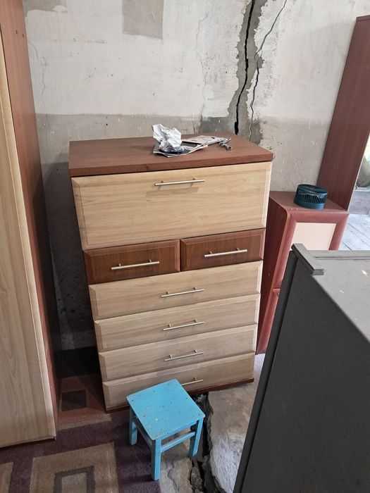 Продам комод 50 глубина/80ширина/1.26высота