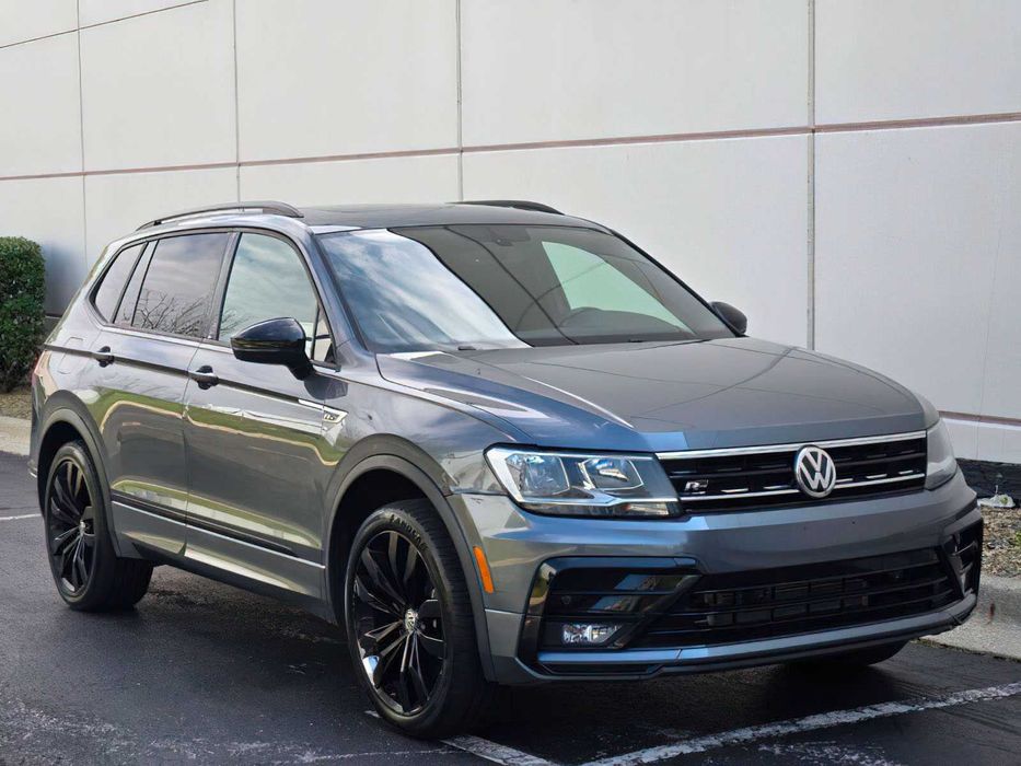 Volkswagen Tiguan SE R-Line Black 4Motion      2021