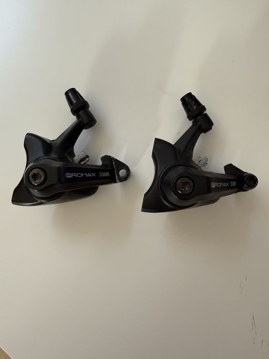 Hamulce promax 330r flat mount