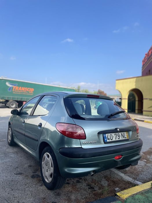 Peugeot 206 — fotografia 2