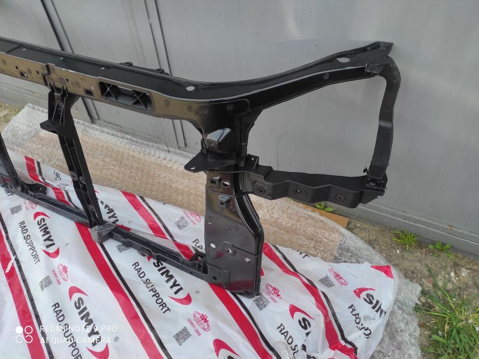 Передня панель телевизор Hyundai Tucson Туксон