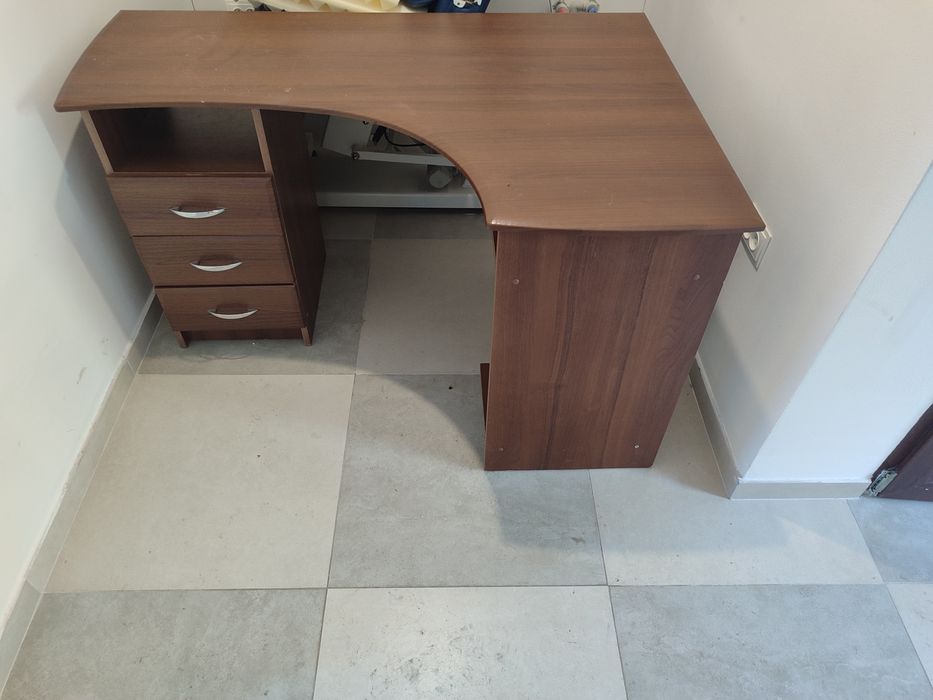 Стіл комп'ютерний офісний, МДФ+ДСП