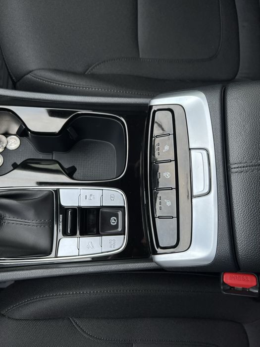 Офіційне авто, 2024 рік, стан - новий