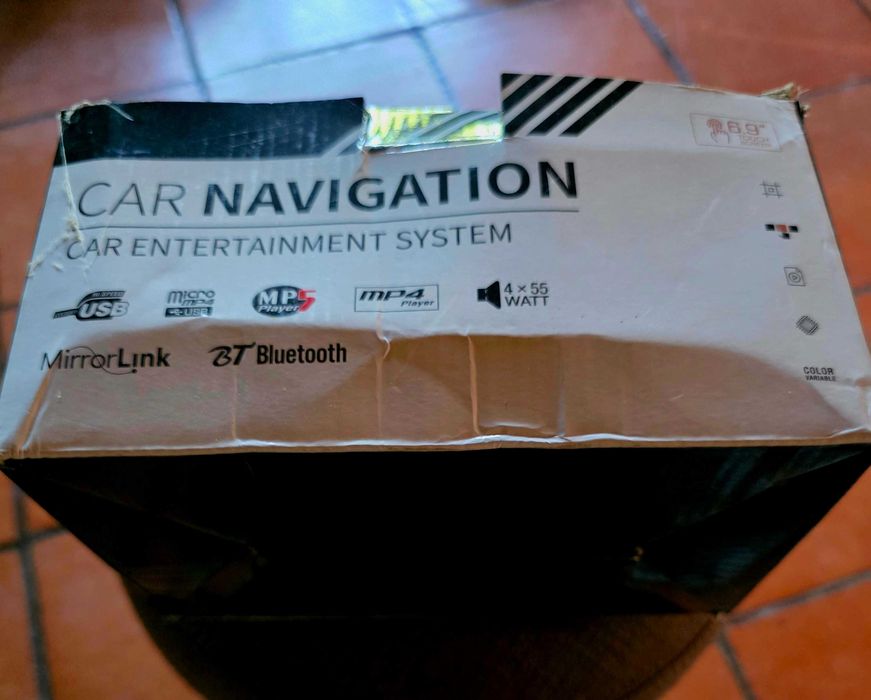 Rádio 1DIN 6.7 Android torne moderno o seu clássico.