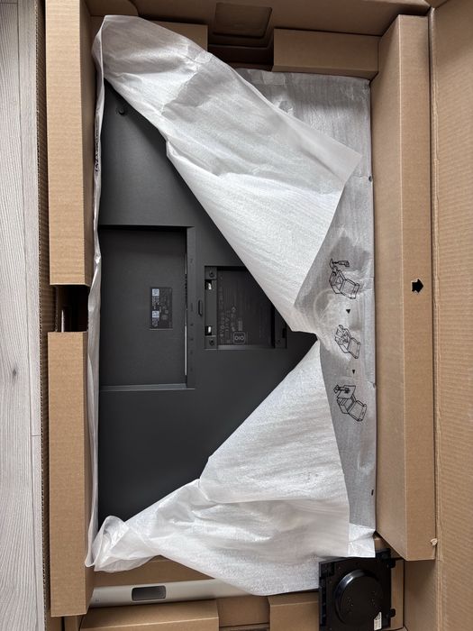 Monitor Dell P3221D 31.5" USB-C Hub | Stan Idealny | Komplet
