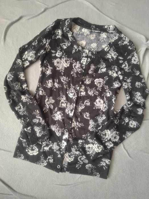 Terranova kardigan cardigan czarny w kwiaty XS 34