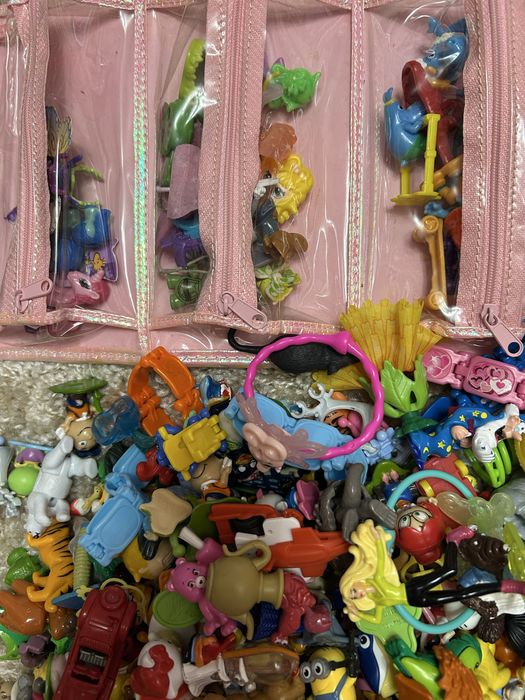 Лот 230 іграшок з кіндерів 4 грн/1 шт