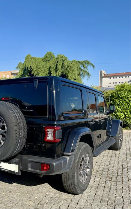 Jeep Wrangler Sahara 4x4 Auto | Nacional | 61 mil km |