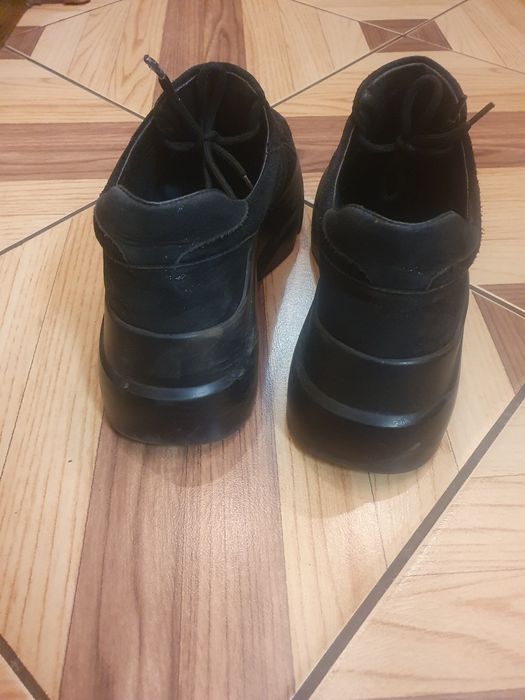 Кросівки жіночі замш